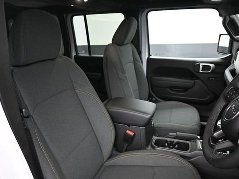 New 2026 Jeep Wrangler Unlimited Sport w/ Convenience Group image 14