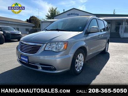 Used 2016 Chrysler Town & Country Touring