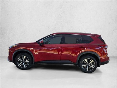 Used 2024 Nissan Rogue SL FWD image 8