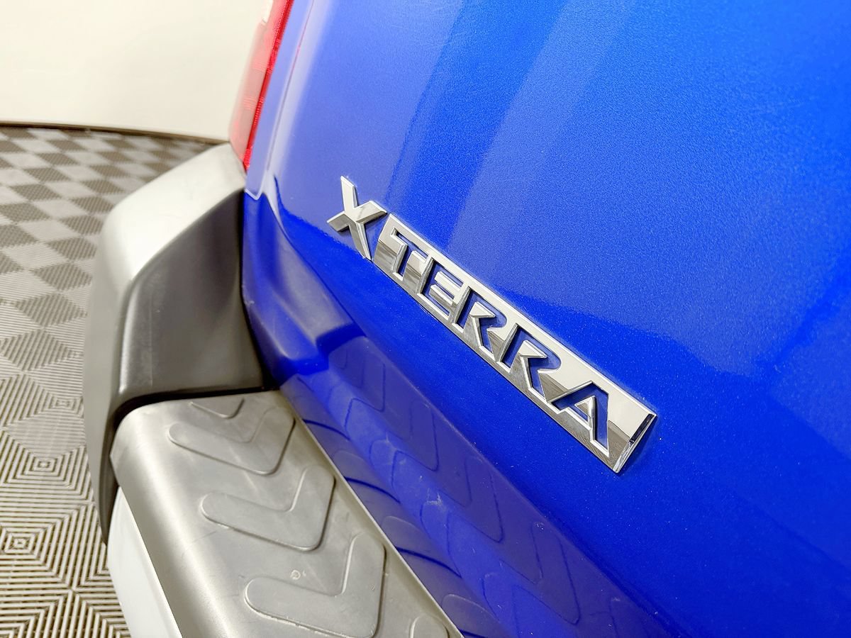 Used 2015 Nissan Xterra PRO-4X AWD/4WD image 12