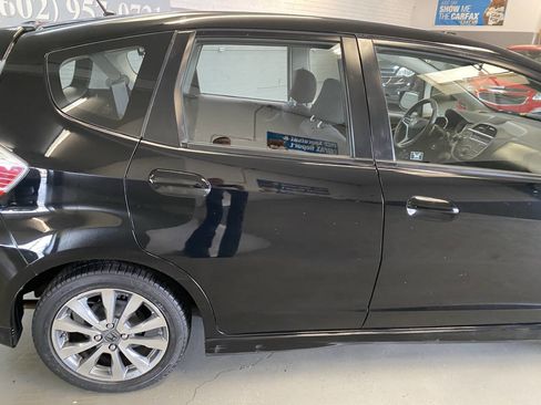 Used 2013 Honda Fit Sport image 18