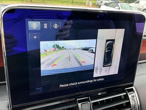 Used 2020 Lincoln Navigator L Reserve w/ Equipment Group 208A Reserve AWD/4WD image 23