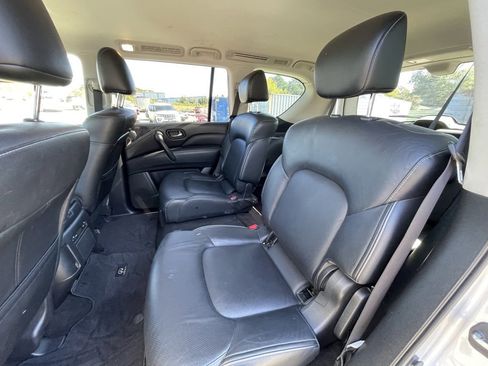 Used 2021 INFINITI QX80 Luxe image 29