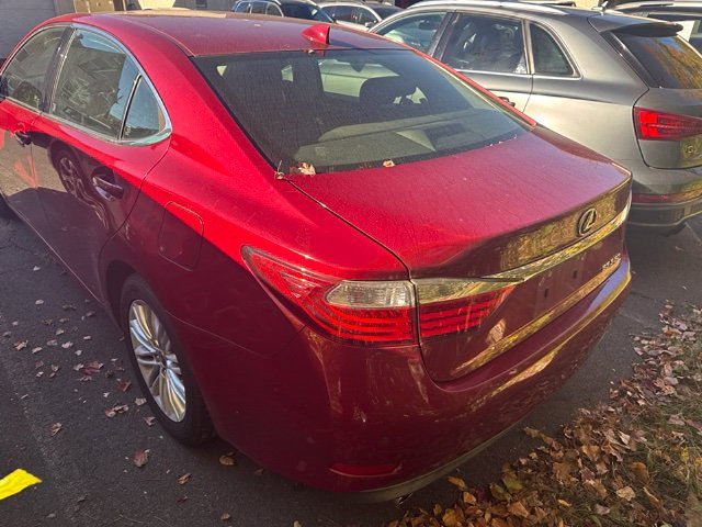 Used 2015 Lexus ES 350 w/ Luxury Package FWD image 4