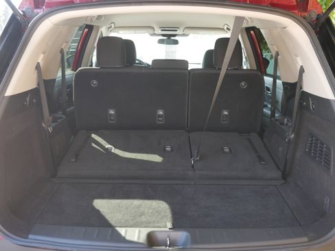 Certified 2024 Nissan Pathfinder SV image 20