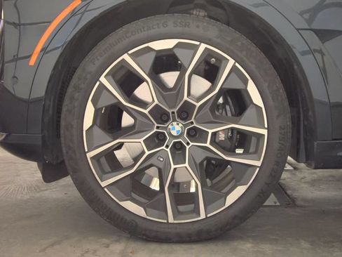 Used 2025 BMW X7 M60i AWD/4WD image 12