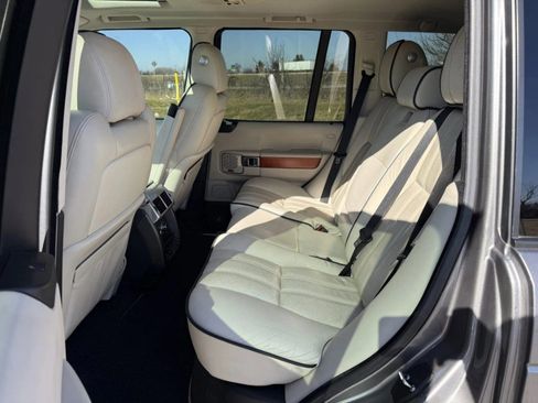 Used 2010 Land Rover Range Rover HSE AWD/4WD image 28