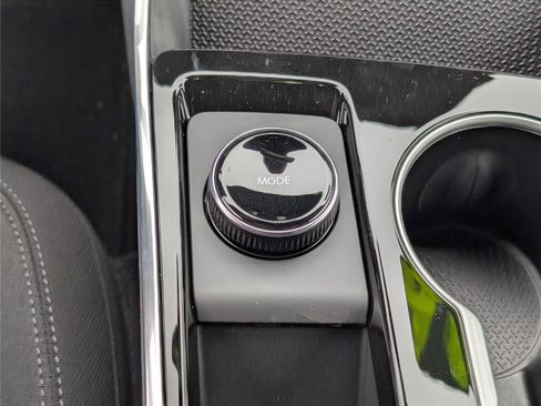 New 2026 Chevrolet Equinox LT w/ Safety and Technology Package image 19