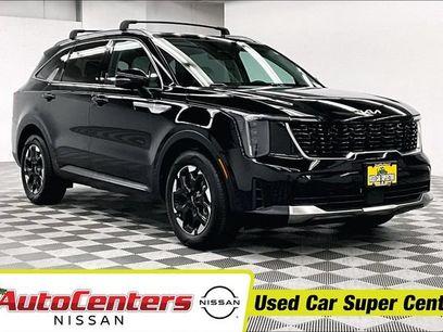 Used 2024 Kia Sorento S w/ Panoramic Sunroof Package
