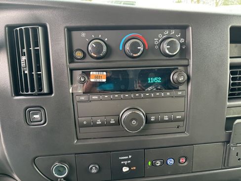 New 2025 Chevrolet Express 3500 Work Van w/ Driver Convenience Package image 9