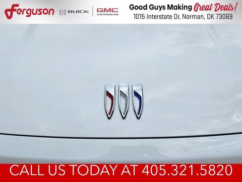 New 2027 Buick Enclave Preferred w/ Power Package AWD/4WD image 10