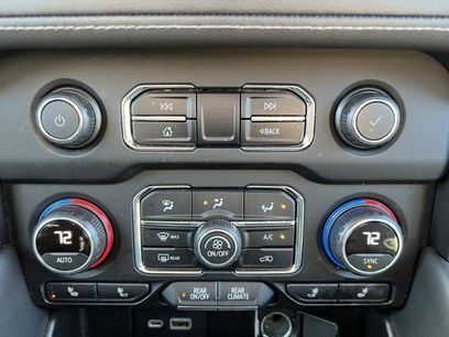 Certified 2021 Chevrolet Tahoe LT w/ LT Signature Package