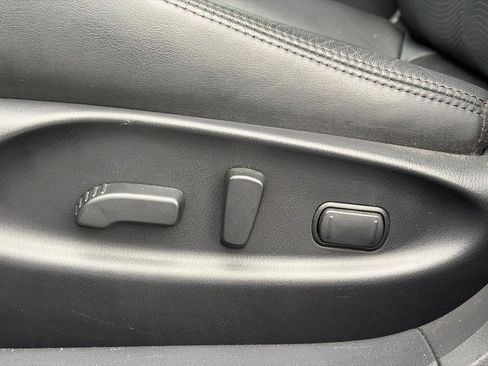 Used 2017 INFINITI Q70 L 3.7 AWD/4WD image 20