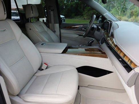 Used 2021 Cadillac Escalade Premium Luxury Platinum image 33