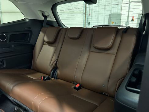 Used 2019 Subaru Ascent Touring AWD/4WD image 33