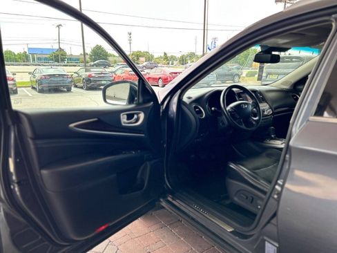 Used 2013 INFINITI JX35 AWD w/ Premium Pkg image 32