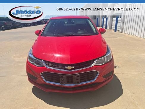Used 2018 Chevrolet Cruze LS FWD image 2