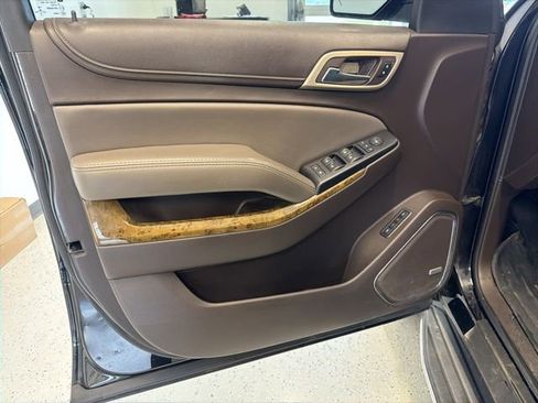 Used 2016 GMC Yukon Denali AWD/4WD image 45