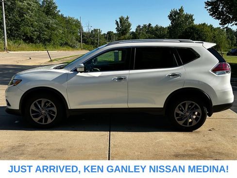 Used 2016 Nissan Rogue SL w/ SL Premium Package AWD/4WD image 6