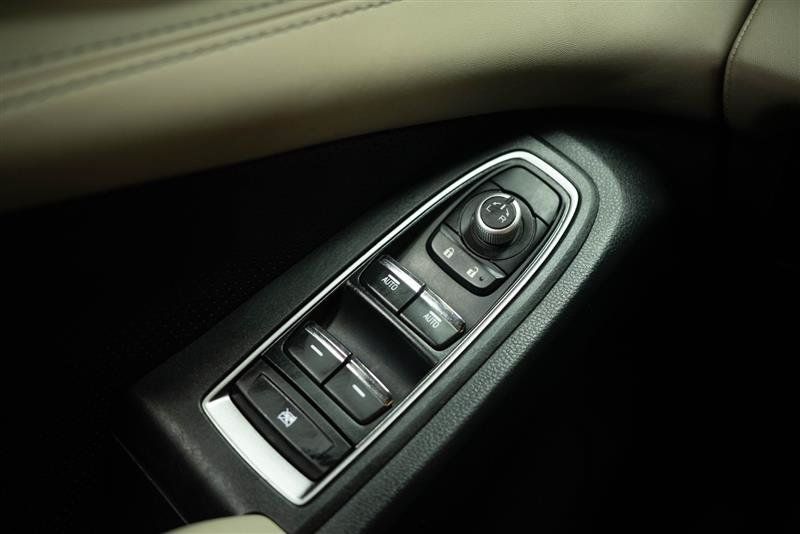 Used 2023 Subaru Ascent Limited AWD/4WD image 29
