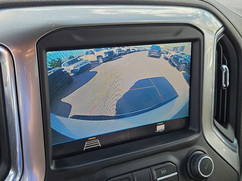 Used 2021 Chevrolet Silverado 2500 LT w/ Fleet Comfort Package AWD/4WD image 21