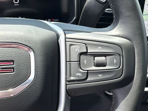 Used 2026 GMC Sierra 1500 SLT AWD/4WD image 28