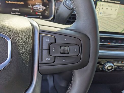 Used 2026 GMC Sierra 1500 Elevation image 32