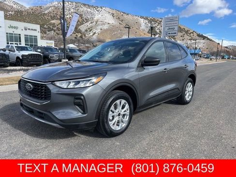 Used 2025 Ford Escape Active AWD/4WD image 8