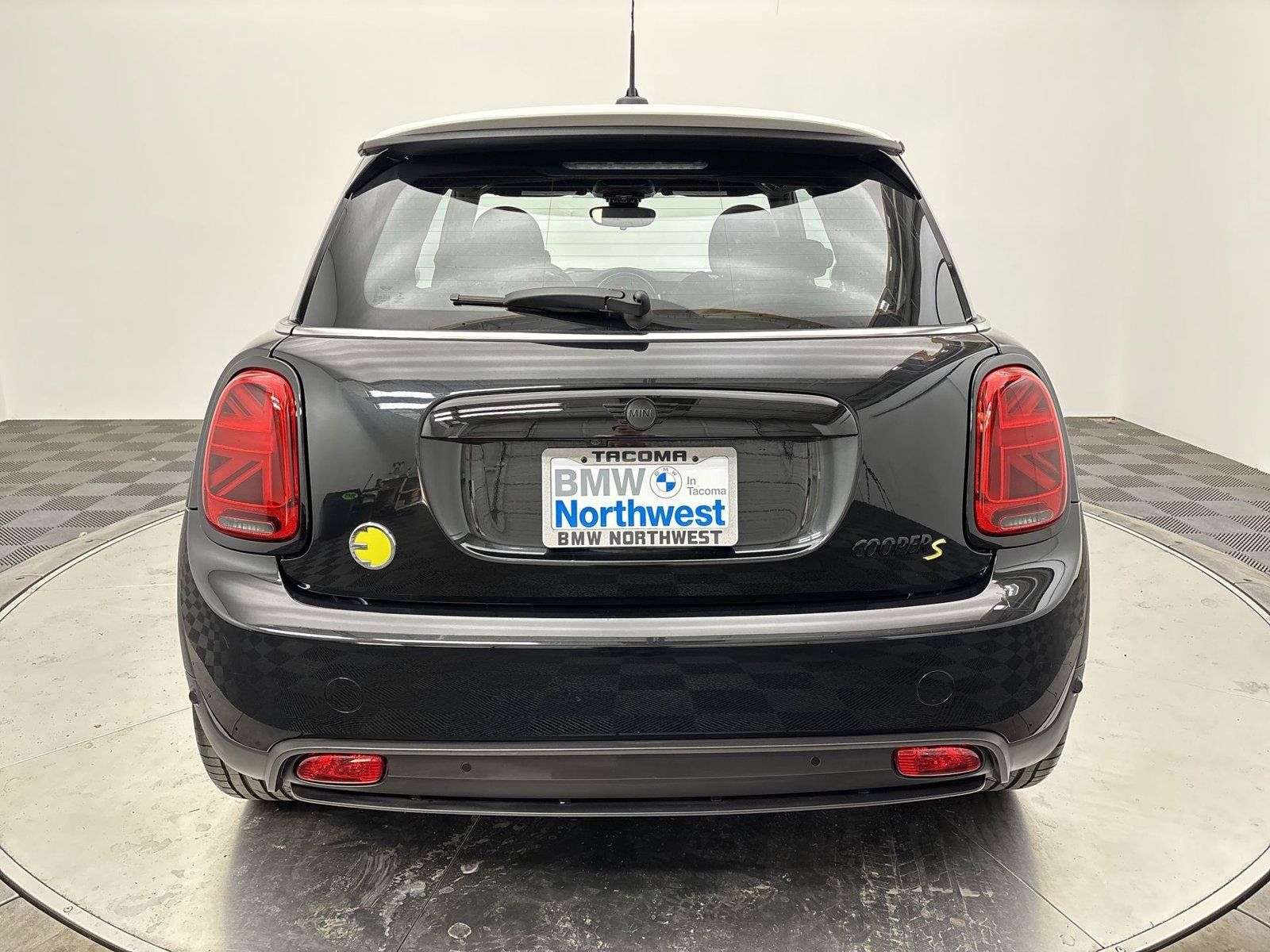 Used 2023 MINI Cooper SE FWD image 15
