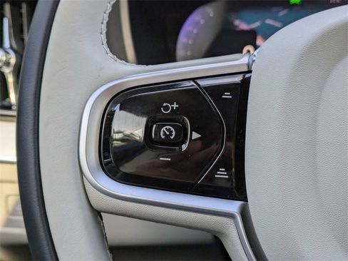 New 2026 Volvo XC60 T8 Ultra w/ Protection Package Premier image 28