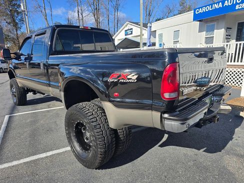 Used 2006 Ford F350 Lariat image 4