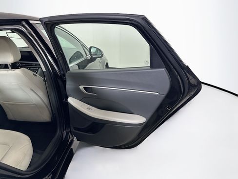 Used 2025 Hyundai Sonata SEL FWD image 30