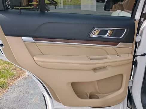 Used 2017 Ford Explorer Limited w/ Equipment Group 301A image 17