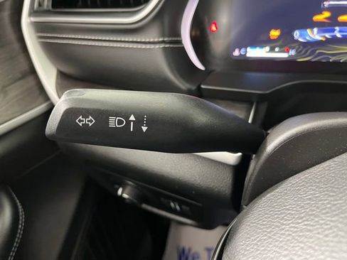 Used 2023 Jeep Grand Cherokee Limited AWD/4WD image 22