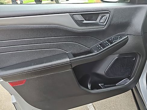 Used 2024 Ford Escape Active image 15