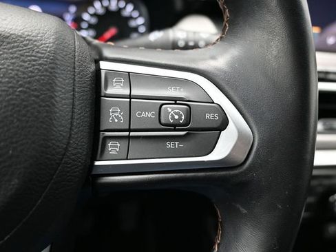 Certified 2022 Jeep Compass Limited image 30