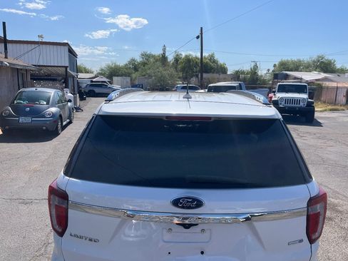 Used 2018 Ford Explorer Limited w/ Equipment Group 301A AWD/4WD image 54