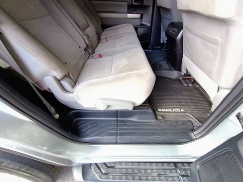 Used 2020 Toyota Sequoia SR5 RWD image 51