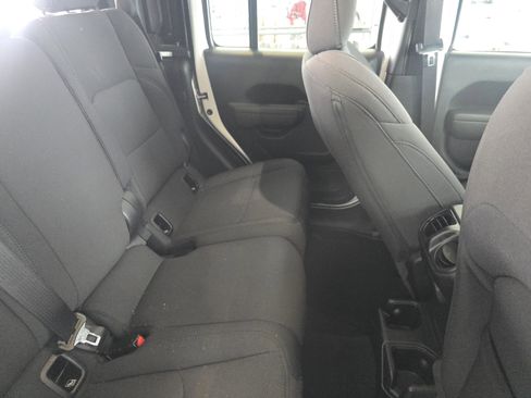 Used 2023 Jeep Gladiator Sport w/ Trailer Tow Package image 27