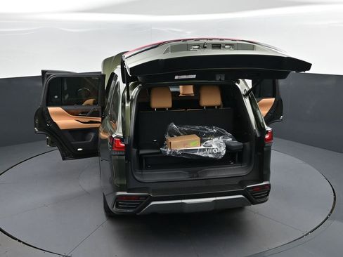 New 2026 Lexus LX 700h Luxury image 52