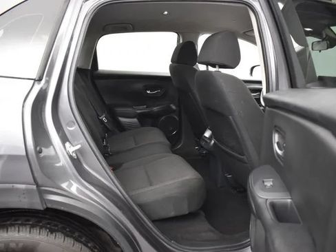 Used 2025 Honda HR-V LX image 18