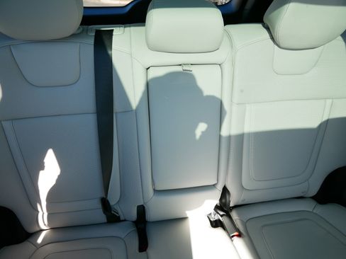 Used 2025 Hyundai Tucson Limited image 13