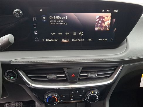 New 2026 Buick Encore GX Sport Touring image 8