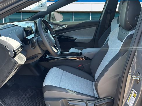New 2026 Volkswagen ID.4 Pro RWD image 21