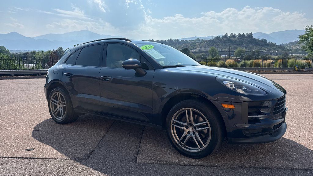 Used 2019 Porsche Macan AWD/4WD image 18
