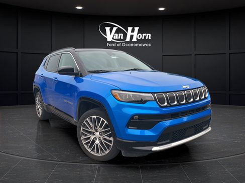 Used 2022 Jeep Compass Limited w/ Elite Group AWD/4WD image 1
