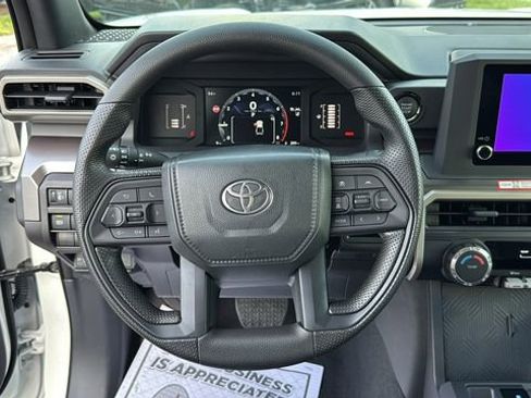 Used 2024 Toyota Tacoma SR5 image 21