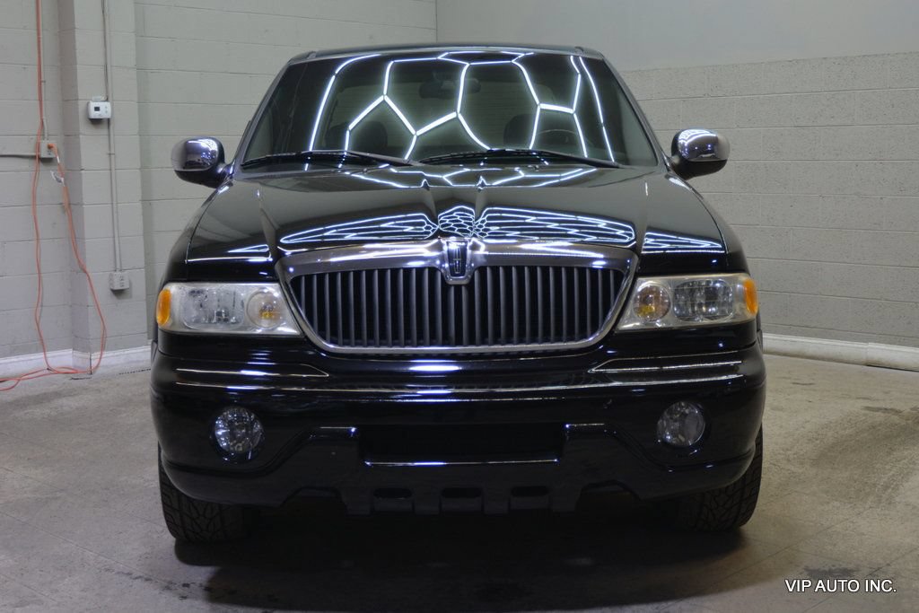 Used 2002 Lincoln Blackwood RWD image 5