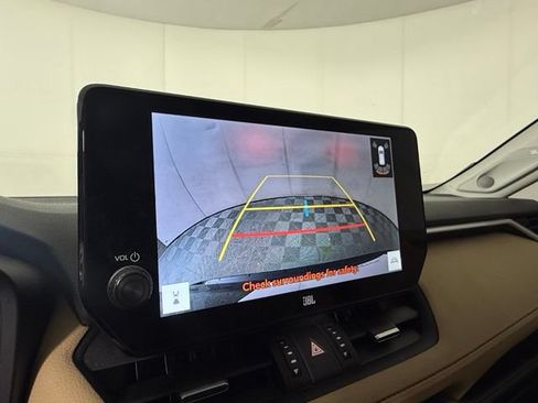 Used 2023 Toyota RAV4 Limited FWD image 19
