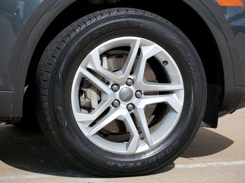 Used 2019 Audi Q5 2.0T Premium w/ Convenience Package AWD/4WD image 31